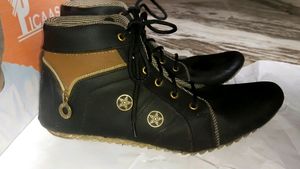New Branded Boots For Women