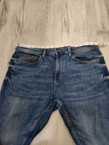 Ma5916 Denim edit jeans waist 32 inches