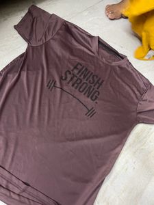 Men's Graphic T-Shirt "Finish Strong"