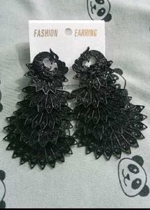 Black Dangling Filigree Earrings
