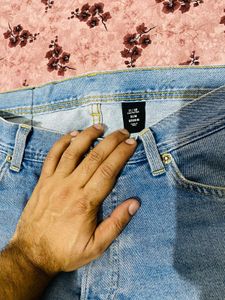 &amp; Denim(H&amp;M) Classic Light Wash Slim Fit Deni