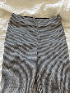 Brand new H&amp;M Chic Houndstooth Slim Fit Pants