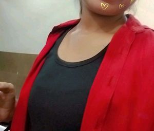 Stylish maroon collared formal shirt