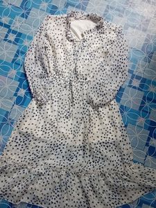 This Midi In White Color Georget Fabric.... Looking Cool Must Buy It