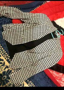 Houndstooth Blazer