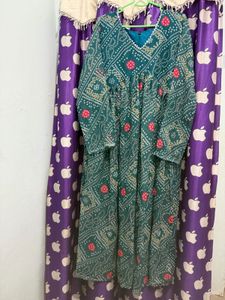 Green Bandhani Print Kurta Set with Dupatta