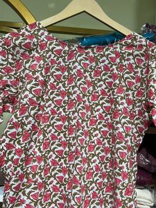Floral Kurta Set with Pants