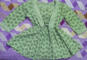 Elegant Green Lace-up Tunic Top