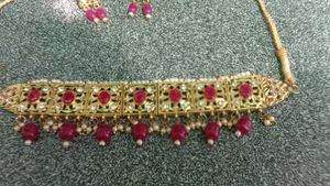 Stunning Gold Choker Necklace with Earrings