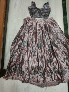 Crop Top With Skirt