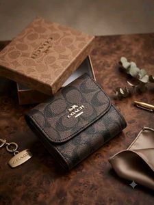 Coach Signature  Wallet