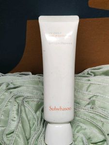 the Sulwhasoo UV Daily Tone Up Sunscreen SPF 50+ P