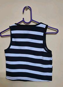Striped Cropped Tank Top 👀