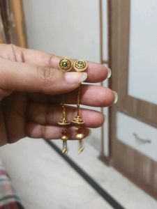 Elegant Gold Earrings with Red Stones