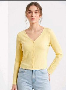 yello Ribbed V-Neck Button-Up Top
