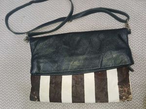 Stylish Striped Crossbody Bag