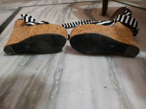 Ribbon Heels Sandals 5.5 Inch Platform Heel