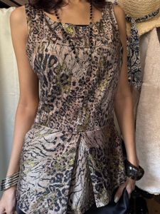 Unique Leopard Print Sleeveless Top