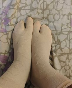 Cozy Toe Split Socks