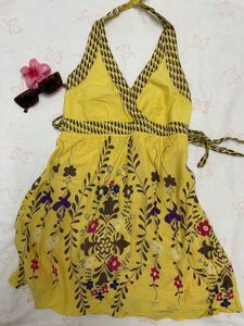 🌼 Yellow Floral Halter Neck Mini Dress