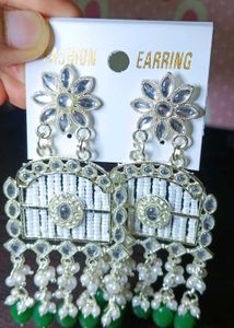 Elegant Dangle Earrings with Pearl and Green Stone