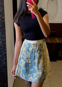 Daisy Print Mini Skirt
