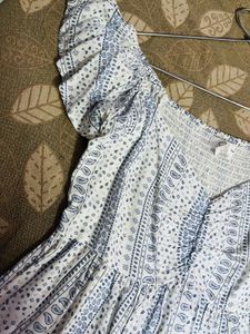 Printed top worn once