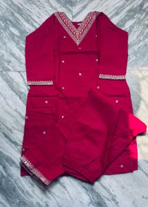 Beautiful Pink Kurta Set with Intricate Embroidery