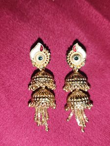 Earrings jhumkas and mattis