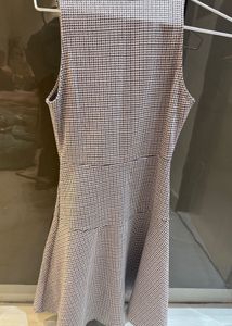 Cute Gingham Pinafore Dress Set