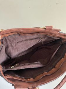 Stylish Two-Tone Handbag