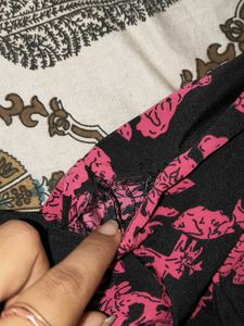 Floral Print V-Neck Top