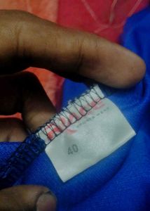 sports jersy with collar