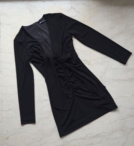 Zara Chic Black Ruched Long Sleeve Dress