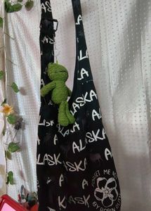 Alaska Print Shoulder Bag