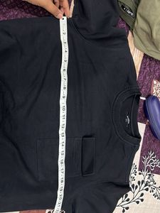 Black Crew Neck Sweatshirt with Pocket