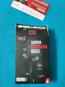 Boat Earphones