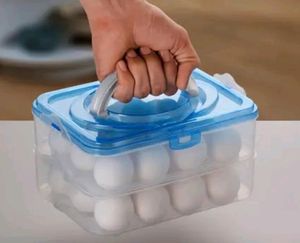 BRAND NEW*** 🥚 EGG STORAGE BOX 🎁 ☑️