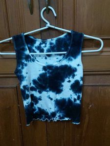 Tie-Dye Sleeveless Crop Top