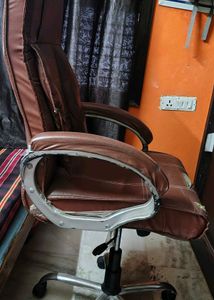 Brown Executive Office Chair