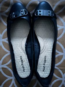 Stylish Black Hush Puppies Ballet Flats