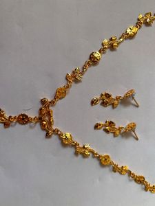 Golden  Jewellery Set