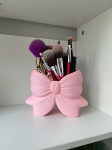Cute Pink Bow Makeup Brush Holder