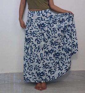 Bohemian Leaf Print Tiered Maxi Skirt