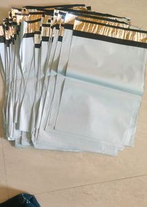 30 Medium Shipping Bags