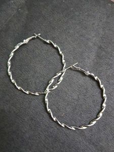 Stylish Twisted Hoop Earrings
