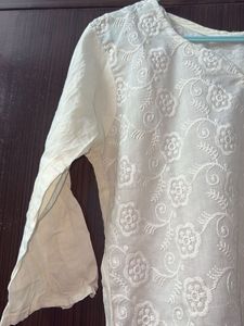 White Embroidered Cotton Kurta