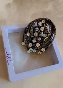 Zudio Vintage Rhinestone Brooch🌹