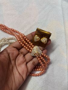 sale/Pearl Necklace and Earrings Set