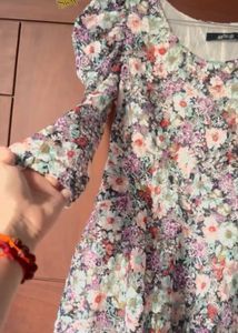 Charming Floral Print Mini Dress